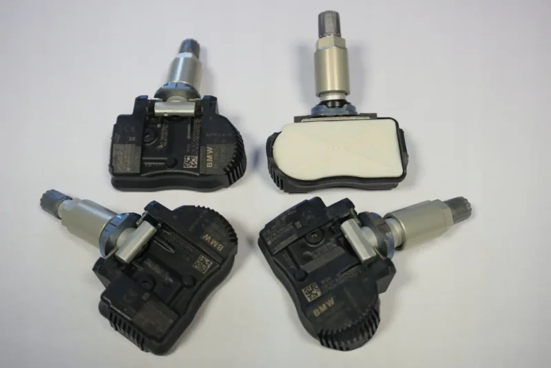 БМВ х5 е53 3.0 датчик давление масла