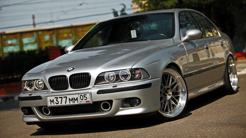 БМВ м5 е39 540i
