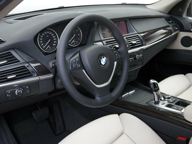 BMW x5 2011 салон