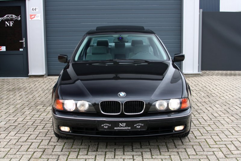 BMW 525i e39
