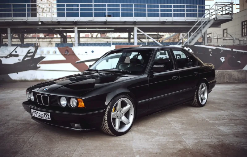 БМВ е34 540i
