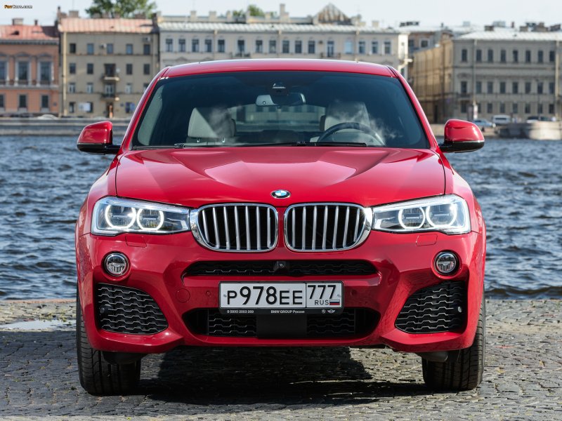 BMW x7 красный