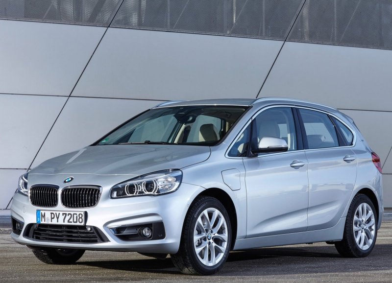 BMW 2 универсал