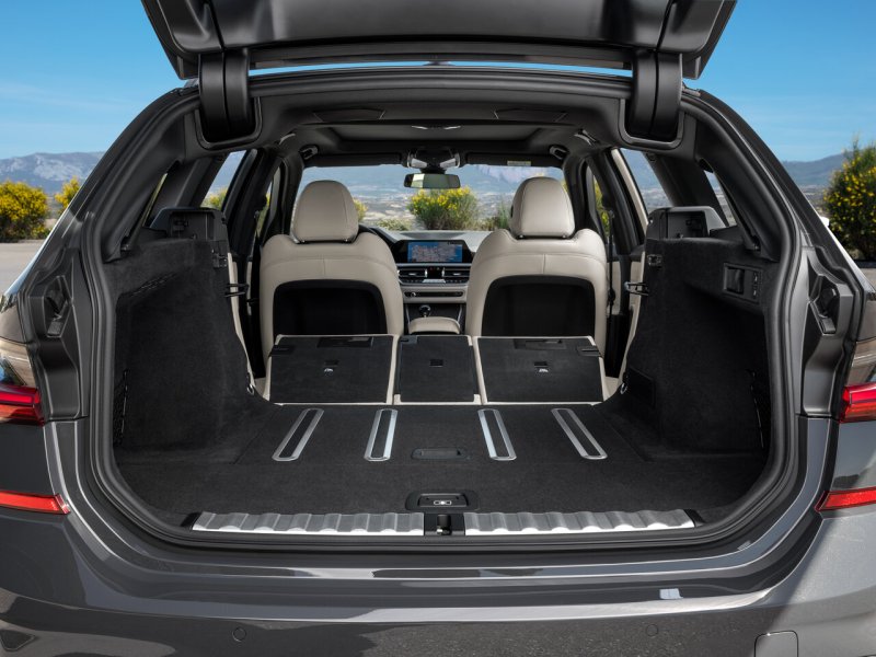 BMW 3 Series Touring g21