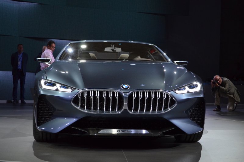 BMW 8