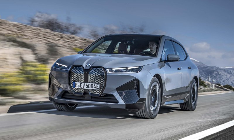 BMW IX 2022 черный