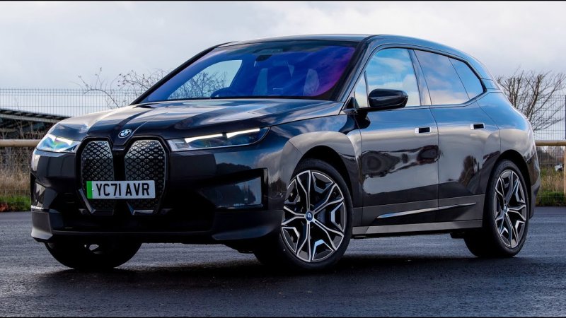 BMW IX 2021