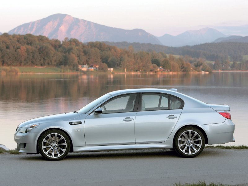 BMW m5 2005
