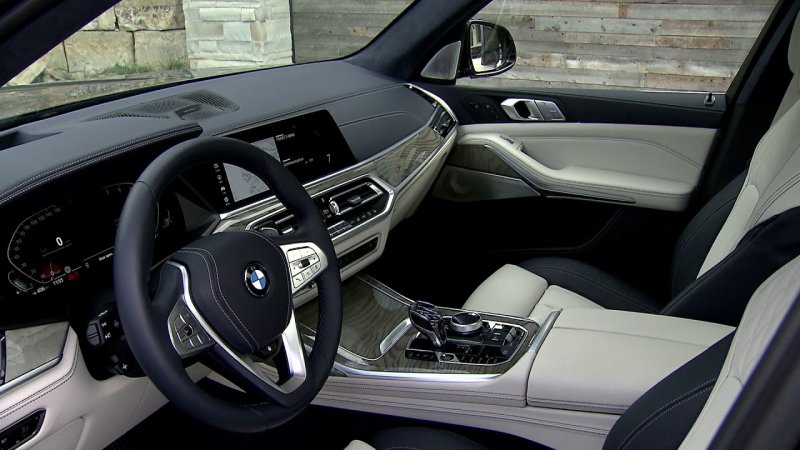 BMW x7 Interior