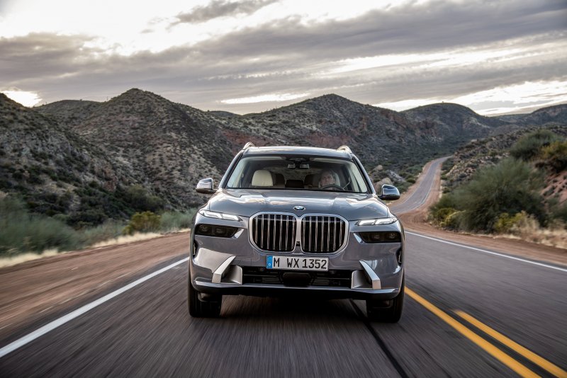 BMW x7 LCI