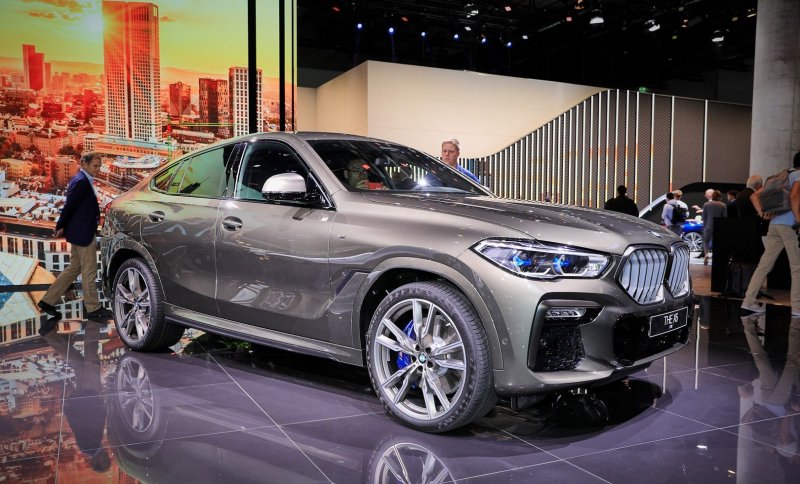 BMW x6 g06 красный