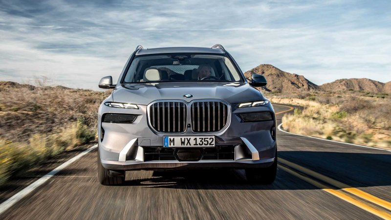 BMW x7 2023
