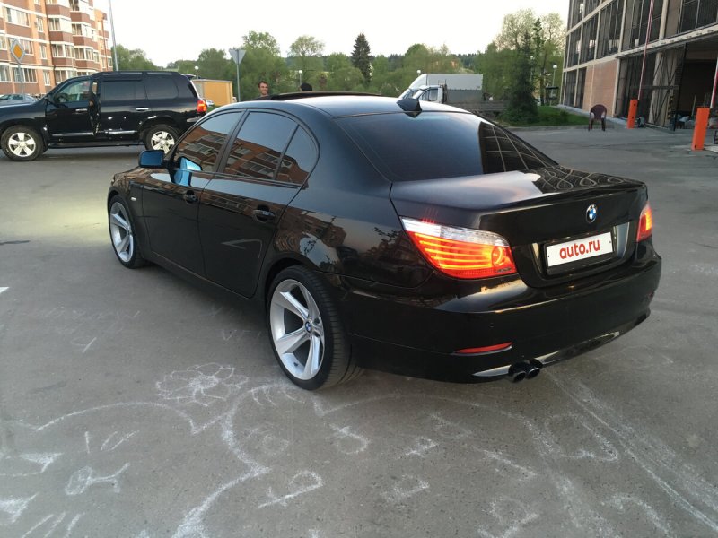 БМВ е60 2007