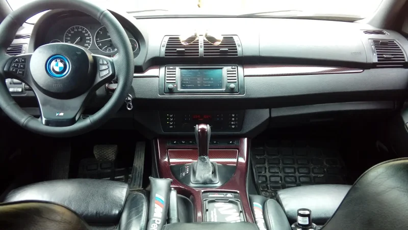 BMW x5 2005 Interior