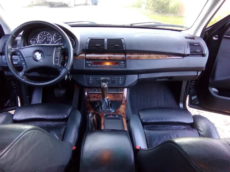 BMW x5 e70 Interior
