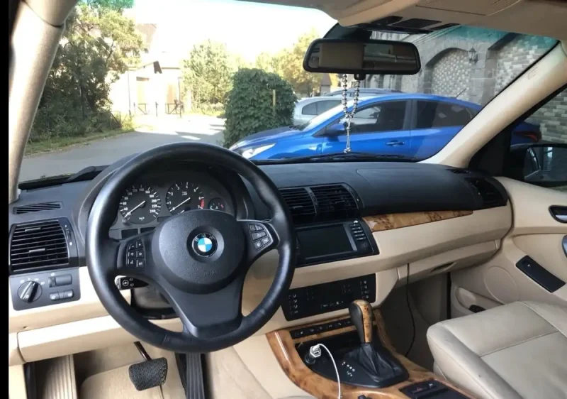 BMW e53 салон