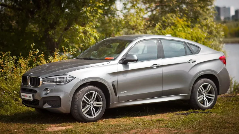 BMW x6 бежевый