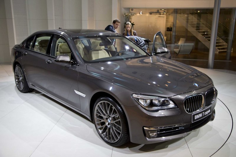 BMW 7 2012