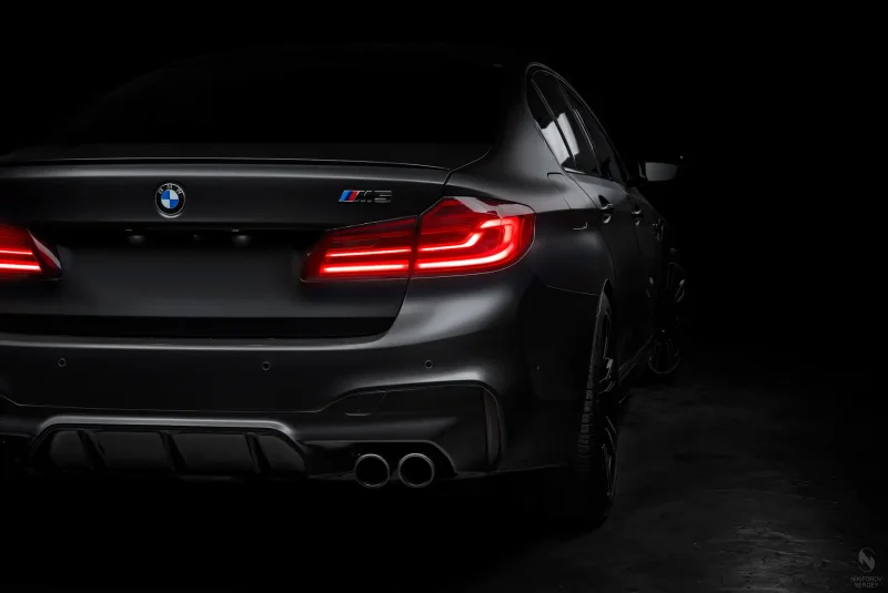 BMW m5 f90 сзади