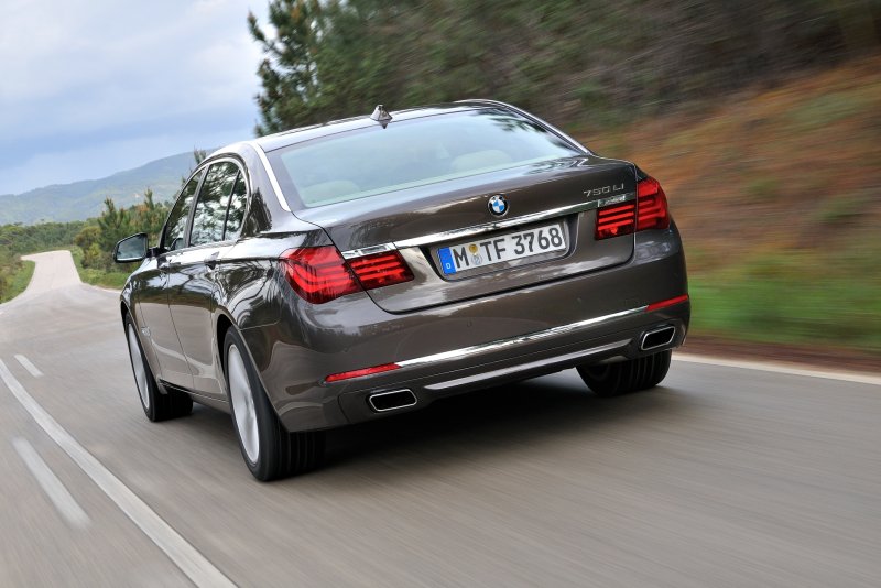 БМВ 760 li 2012