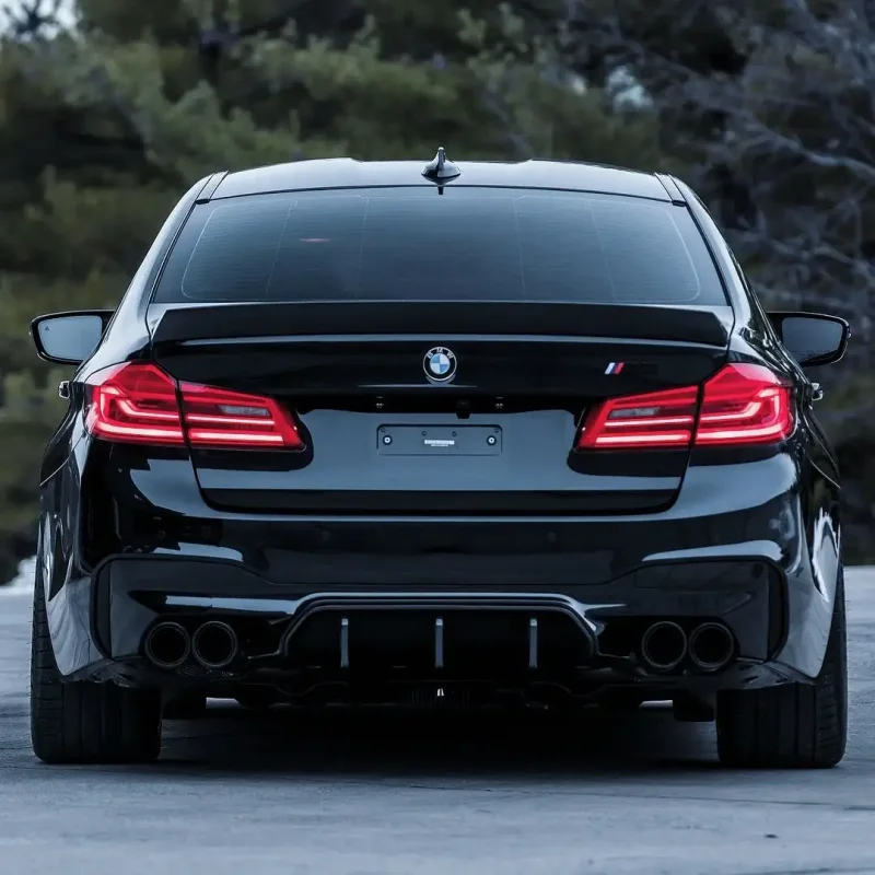 BMW m5 f90 черная