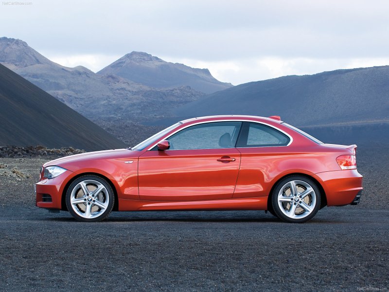 BMW 1 седан купе