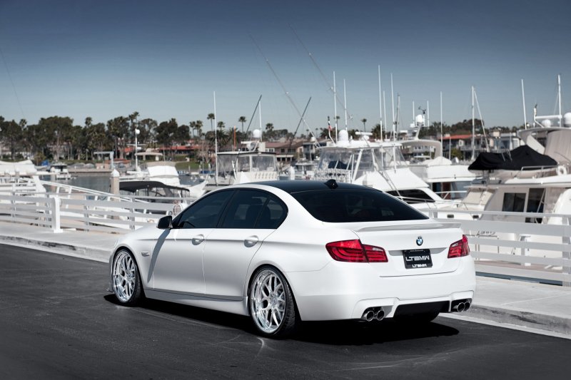 BMW m3 e92 белая