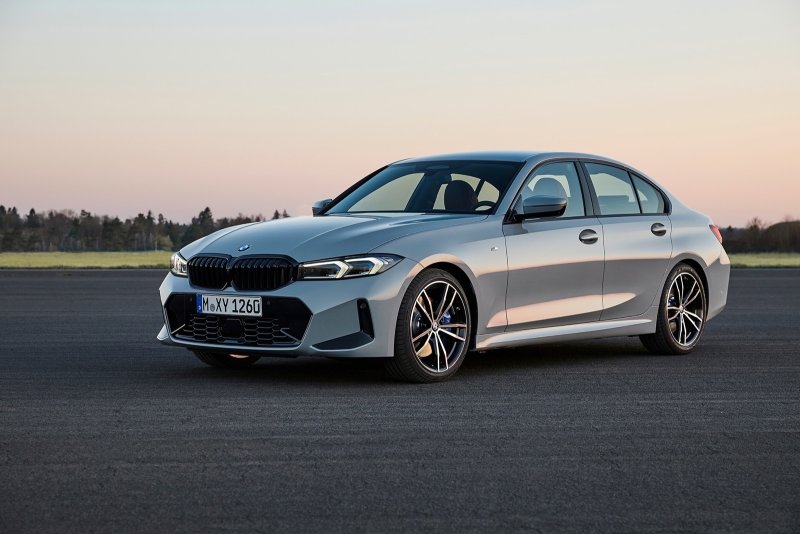 BMW 5 Series 2023