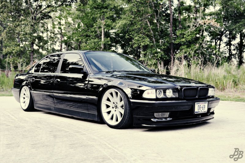 BMW 740 бумер