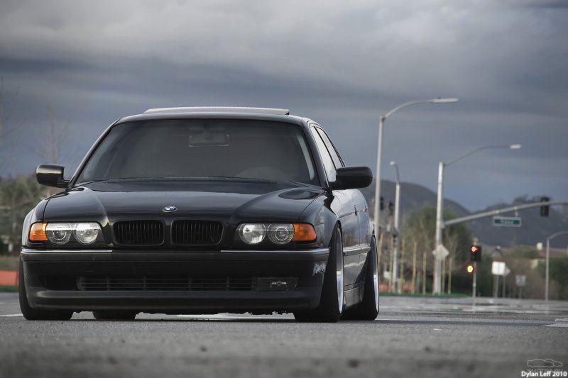 BMW 740 e38