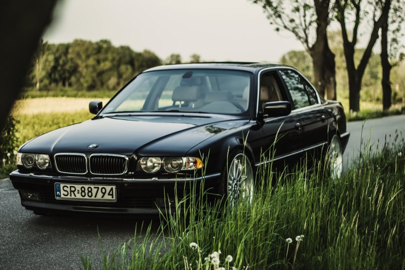 BMW e38 бумер