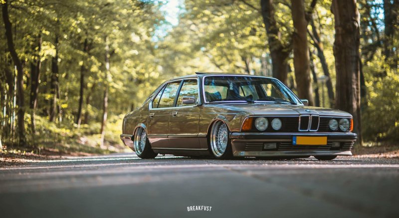 BMW e23