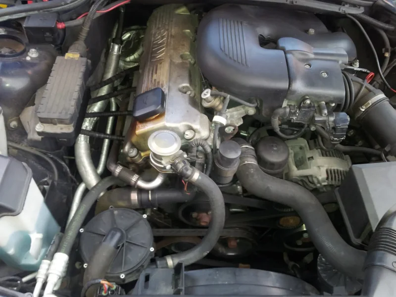 BMW 318 e46 двигатель