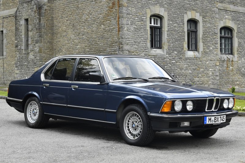 BMW 23