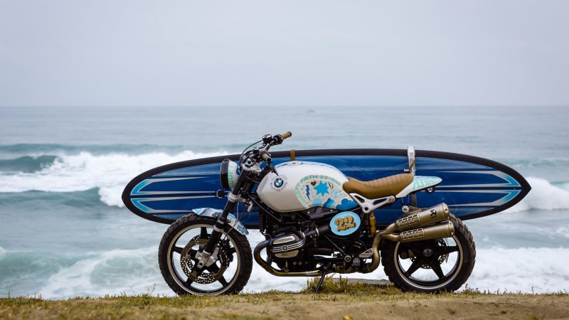 BMW Vision next 100 мотоцикл