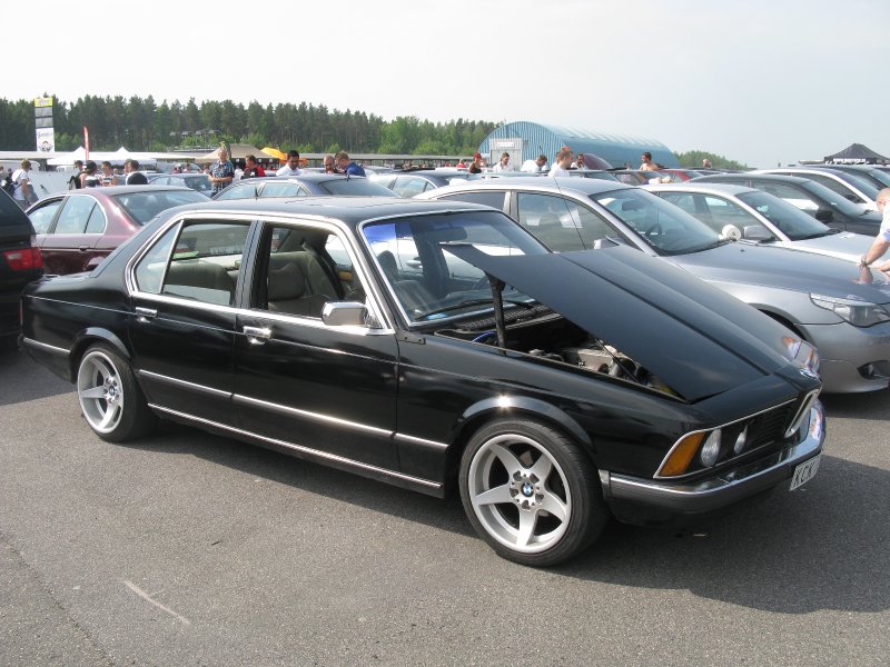 BMW e23