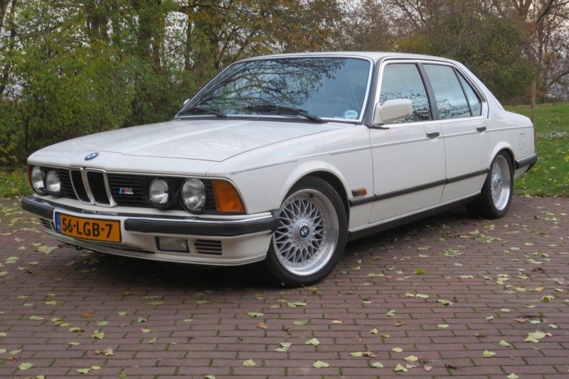 BMW 23