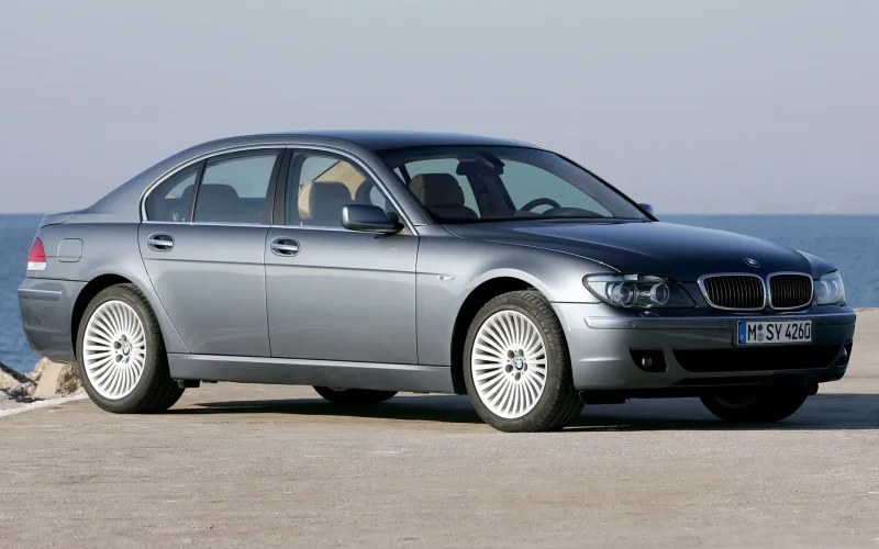 BMW 7 e65