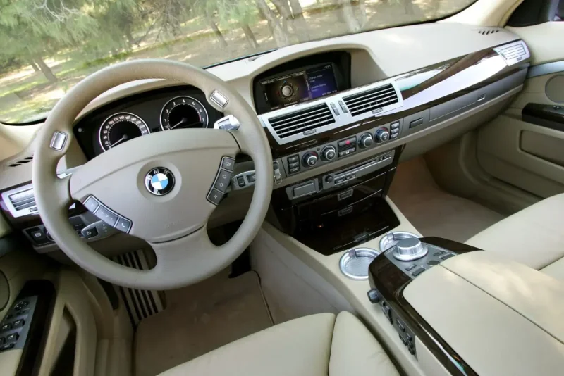 BMW 7 e65 салон
