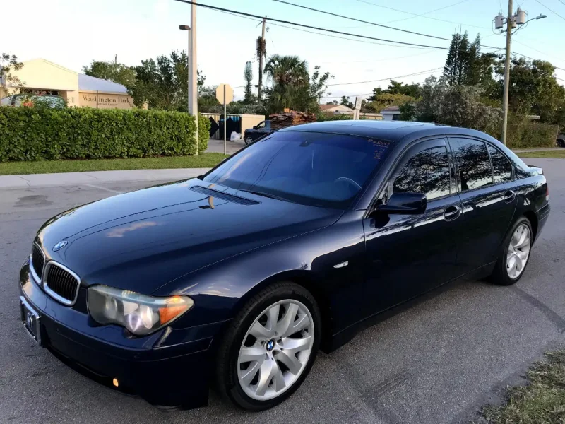 BMW 745 2008
