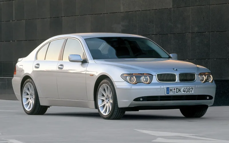 BMW 750 2002