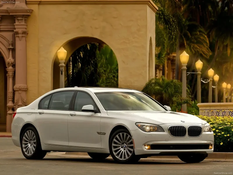 BMW 7 Series f02