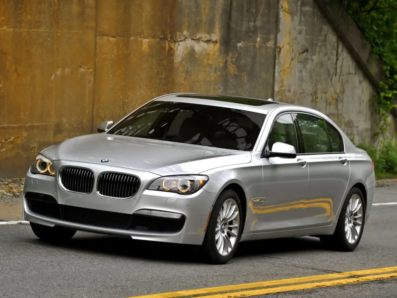 BMW 740li f01