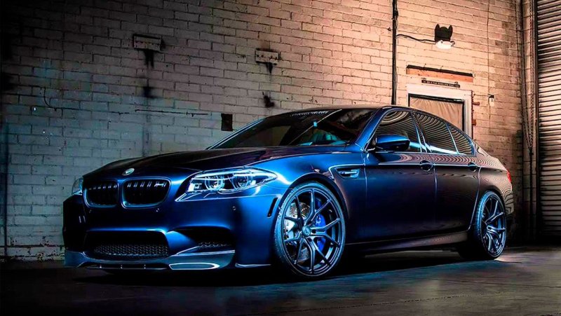 BMW m5 f10 2012