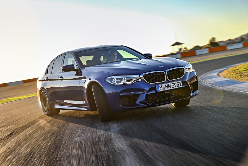 Car BMW m5
