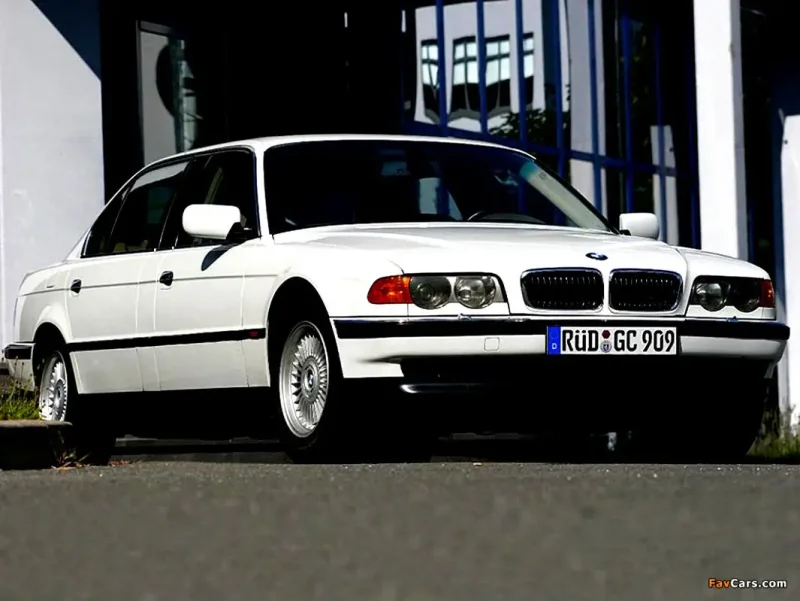BMW 7 e38 2001