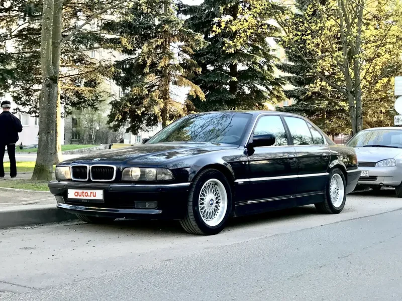 БМВ 740 I e38
