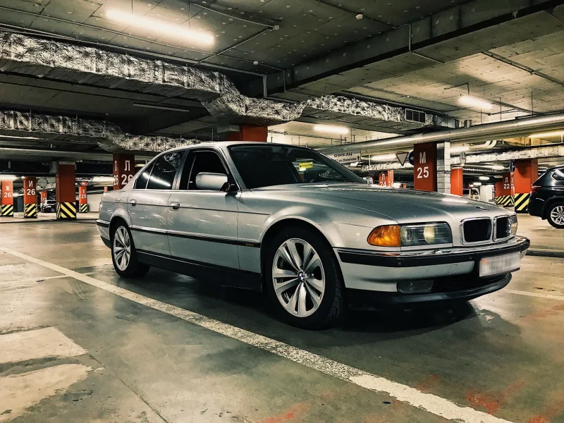 БМВ 740 I 1995