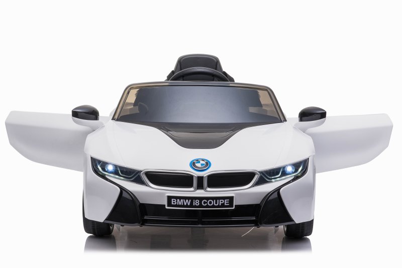 BMW электромобиль i8