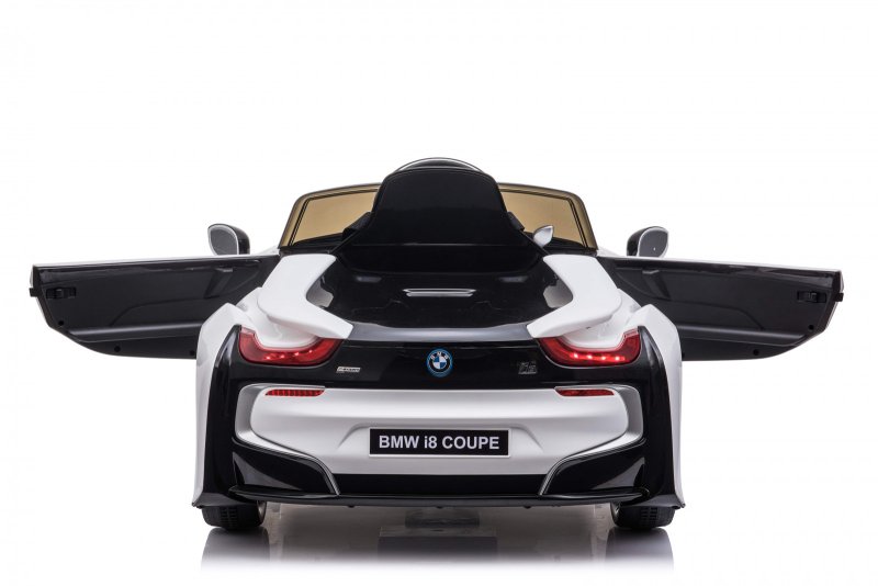 BMW электромобиль i8